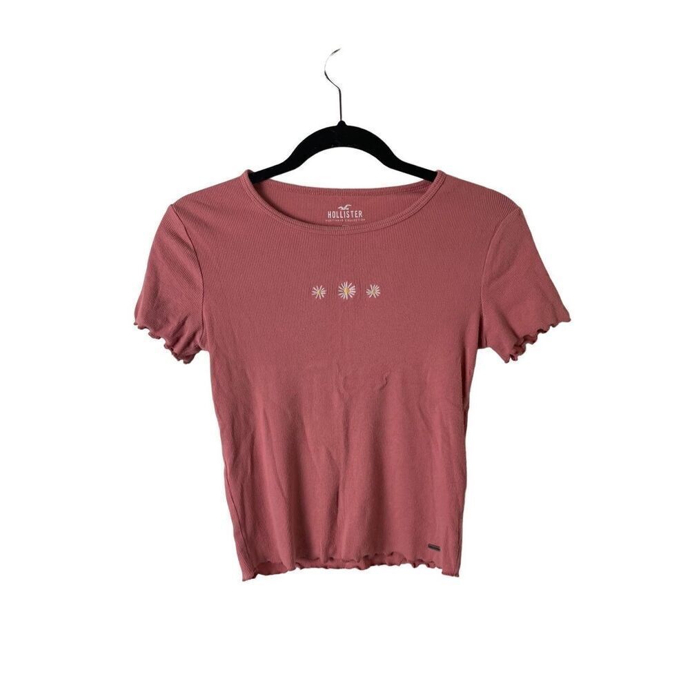 Hollister Pink Lettuce Hem Daisy Embroidered Crop Top